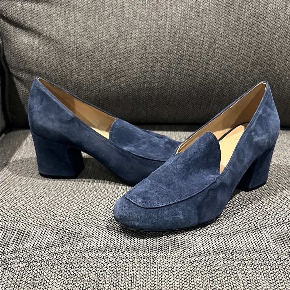 Naturalizer Navy Suede Women's Loafers